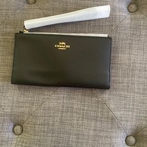 New Coach black pebble leather wallet